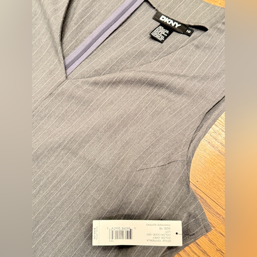DKNY Gray Pinstripe Sheath Dress Size 16 NWT Career Workwear - Picture 3 of 5